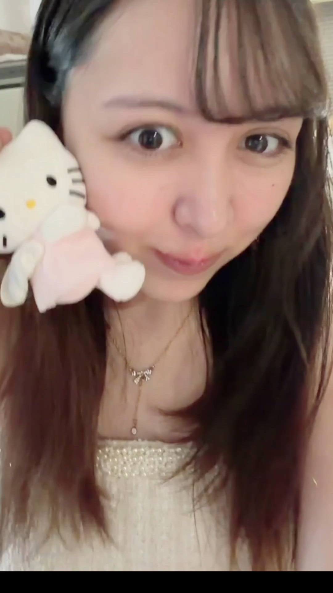 えみり
